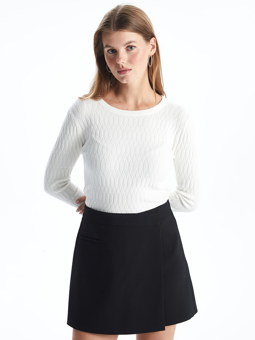 LCWAIKIKI Classic Rundhalsausschnitt Selbstgemustertes Strickpullover für Damen -W4FM51Z8-R9J