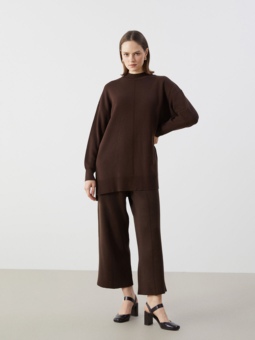 تونيك تريكو أوفراسايز سادة بياقة قمع للسيدات-1