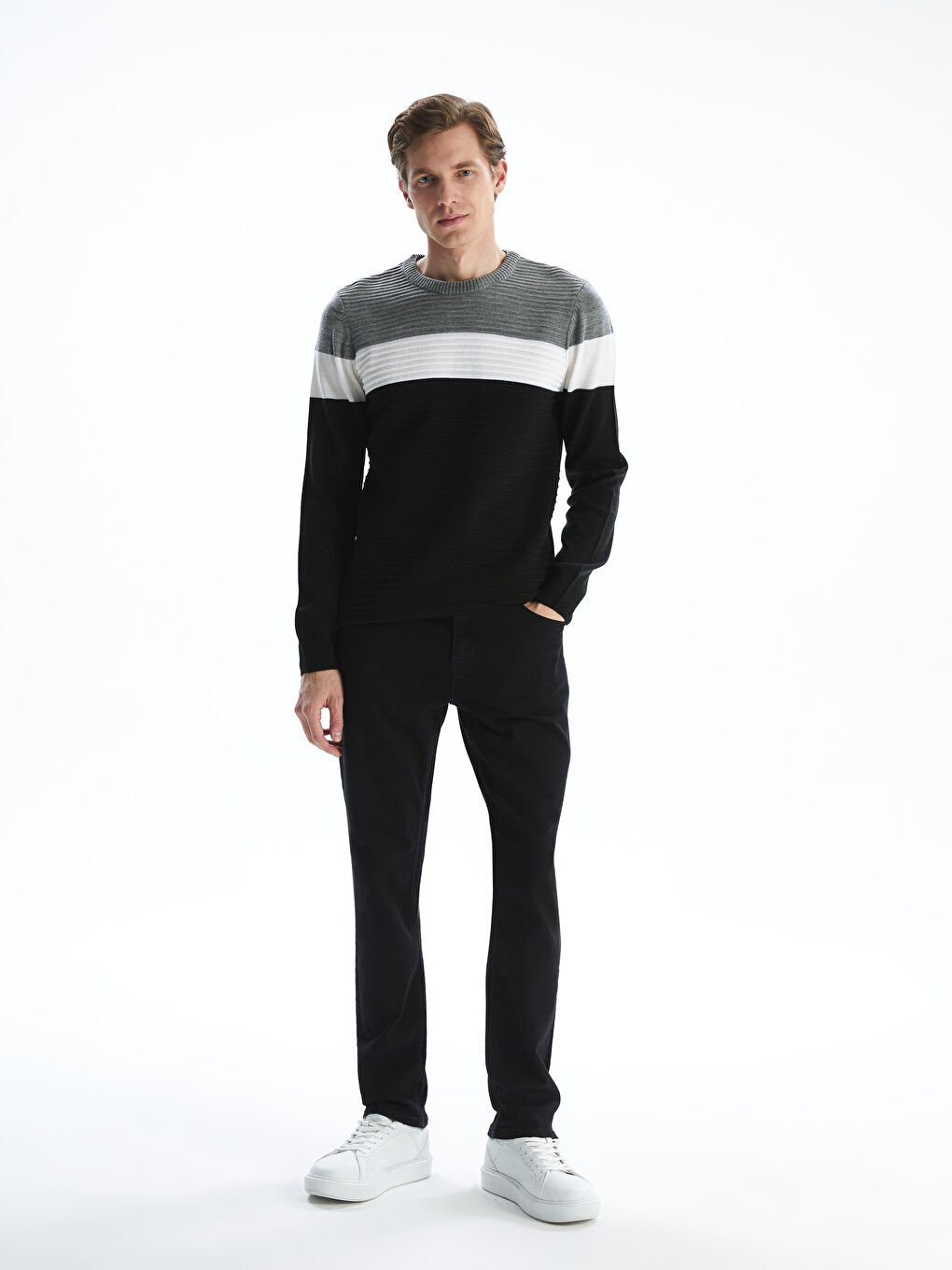 Crew Neck Long Sleeve Color Block Men's Knitwear Sweater-1