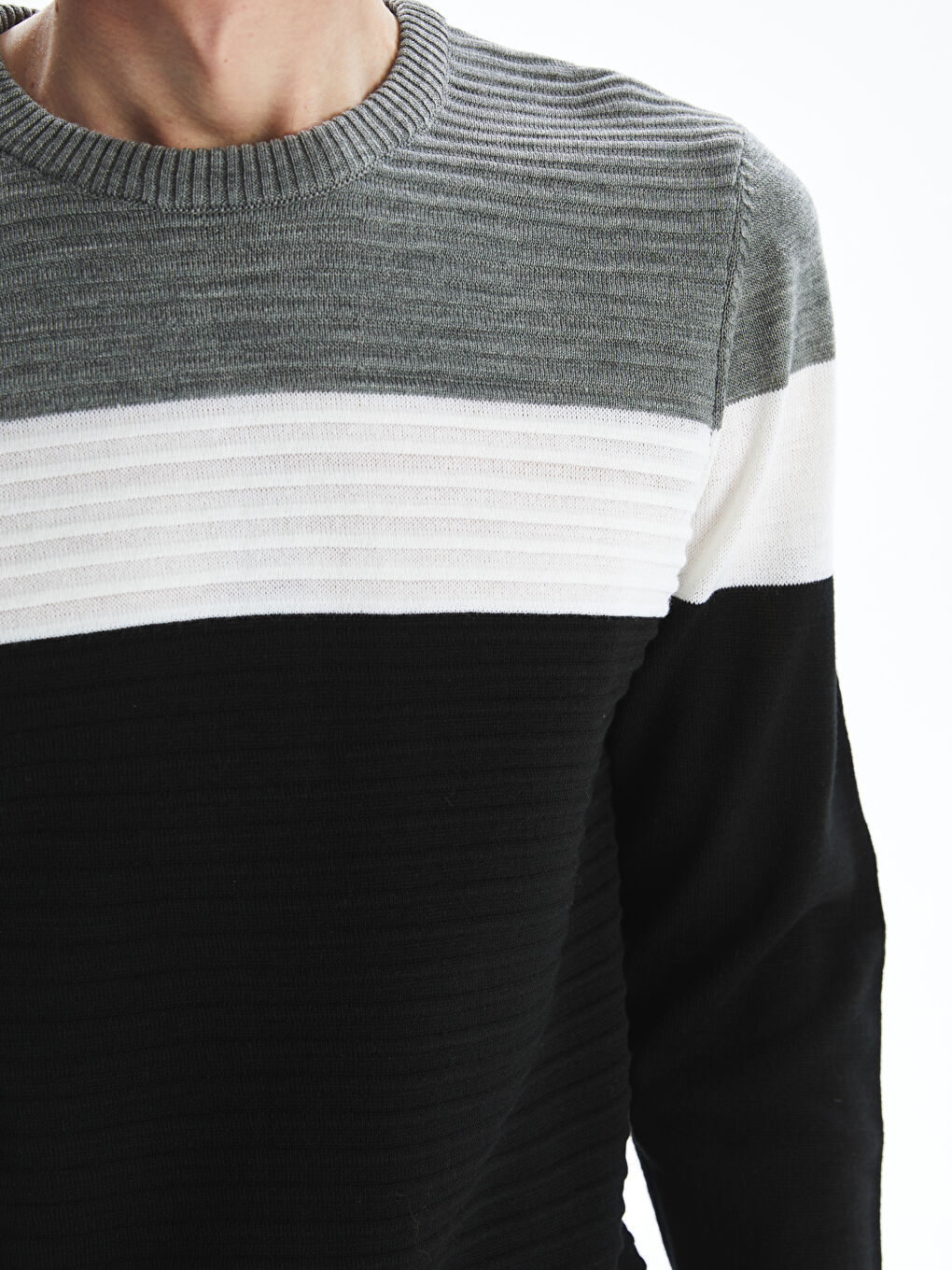 Crew Neck Long Sleeve Color Block Men's Knitwear Sweater-2