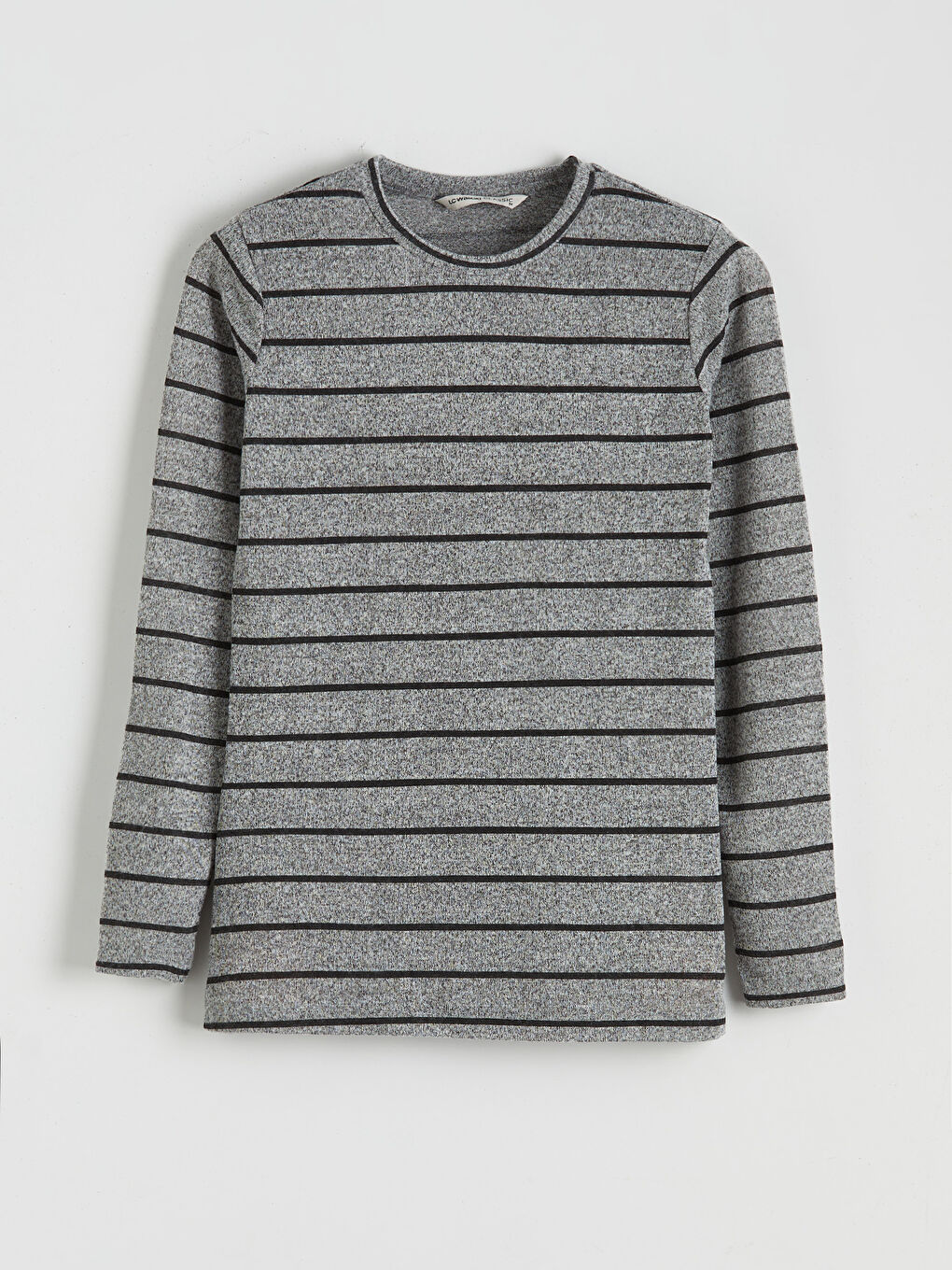 Gri Bisiklet Yaka Çizgili Kadın Tişört-4