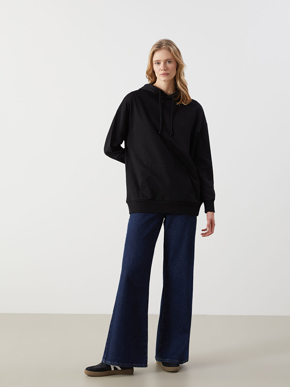 هودي سميك واسع الحجم للسيدات-1