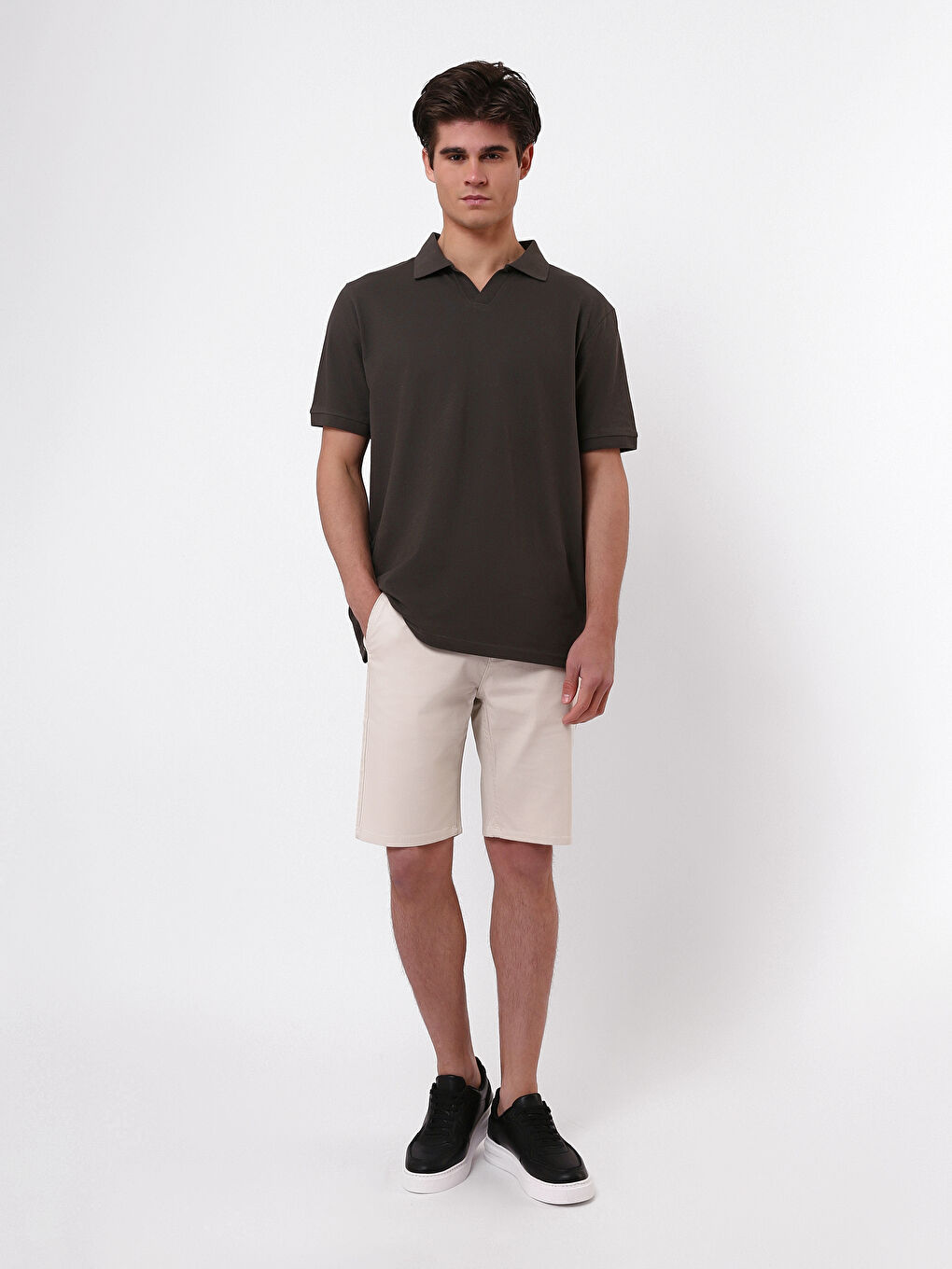 Standard Fit Men's Shorts -W4G537Z8-FJZ