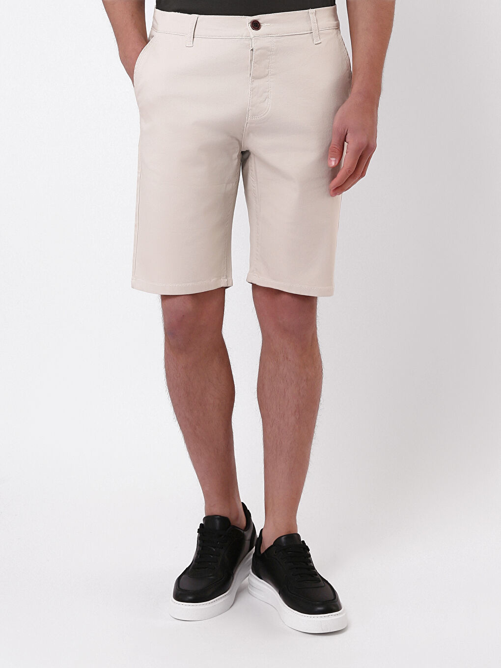 Standard Fit Men's Shorts -W4G537Z8-FJZ