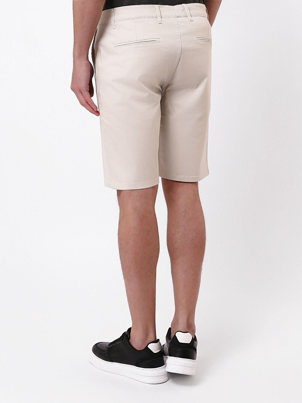 Standard Fit Men's Shorts -W4G537Z8-FJZ