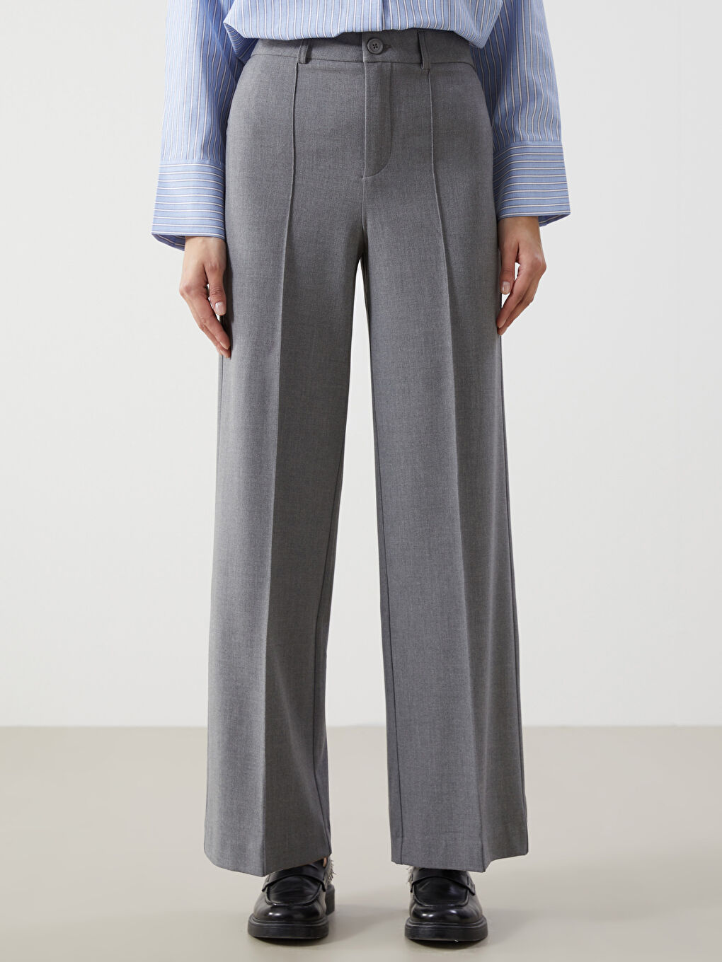 Pantalon Svelte pour Femmes-1