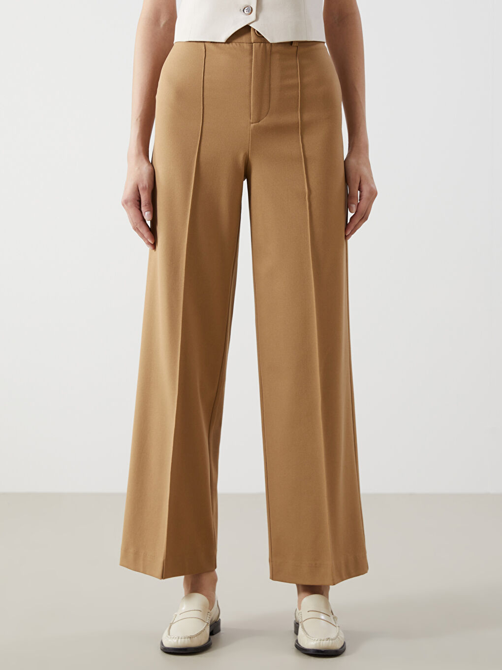 Pantalon Svelte pour Femmes-1