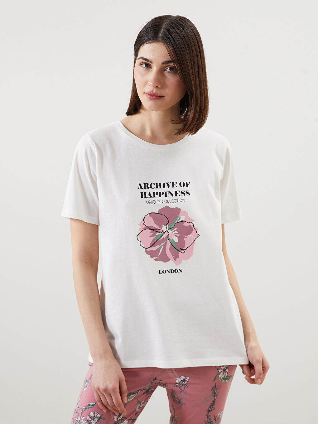 Pembe Bisiklet Yaka Çiçekli Kadın Pijama Takımı-1