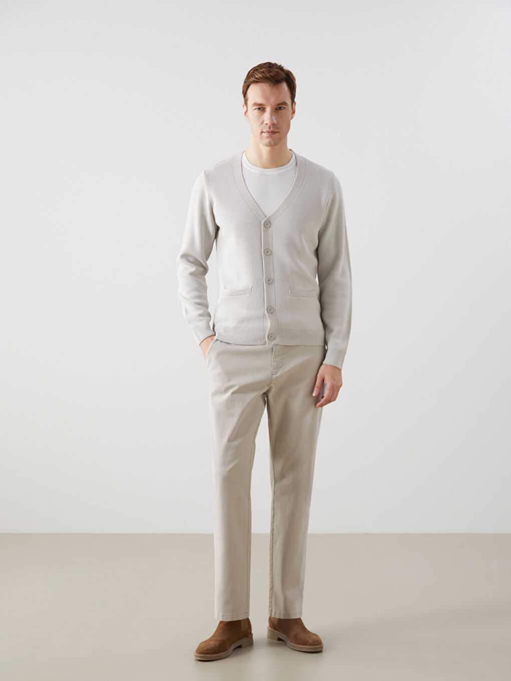 Standardni kroj V izrez Muški trikotažni kardigan-1