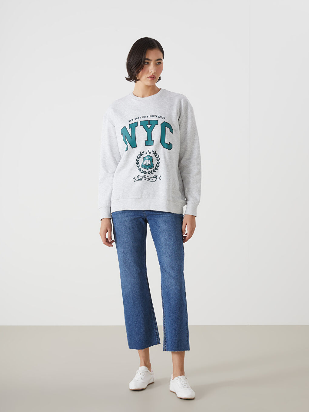 Crew Neck Printed Oversize Women's Thick Sweatshirt-1