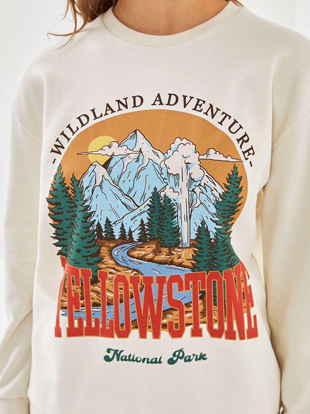 كنزة رياضية سميكة مطبوعة برقبة دائرية واسعة للسيدات-2