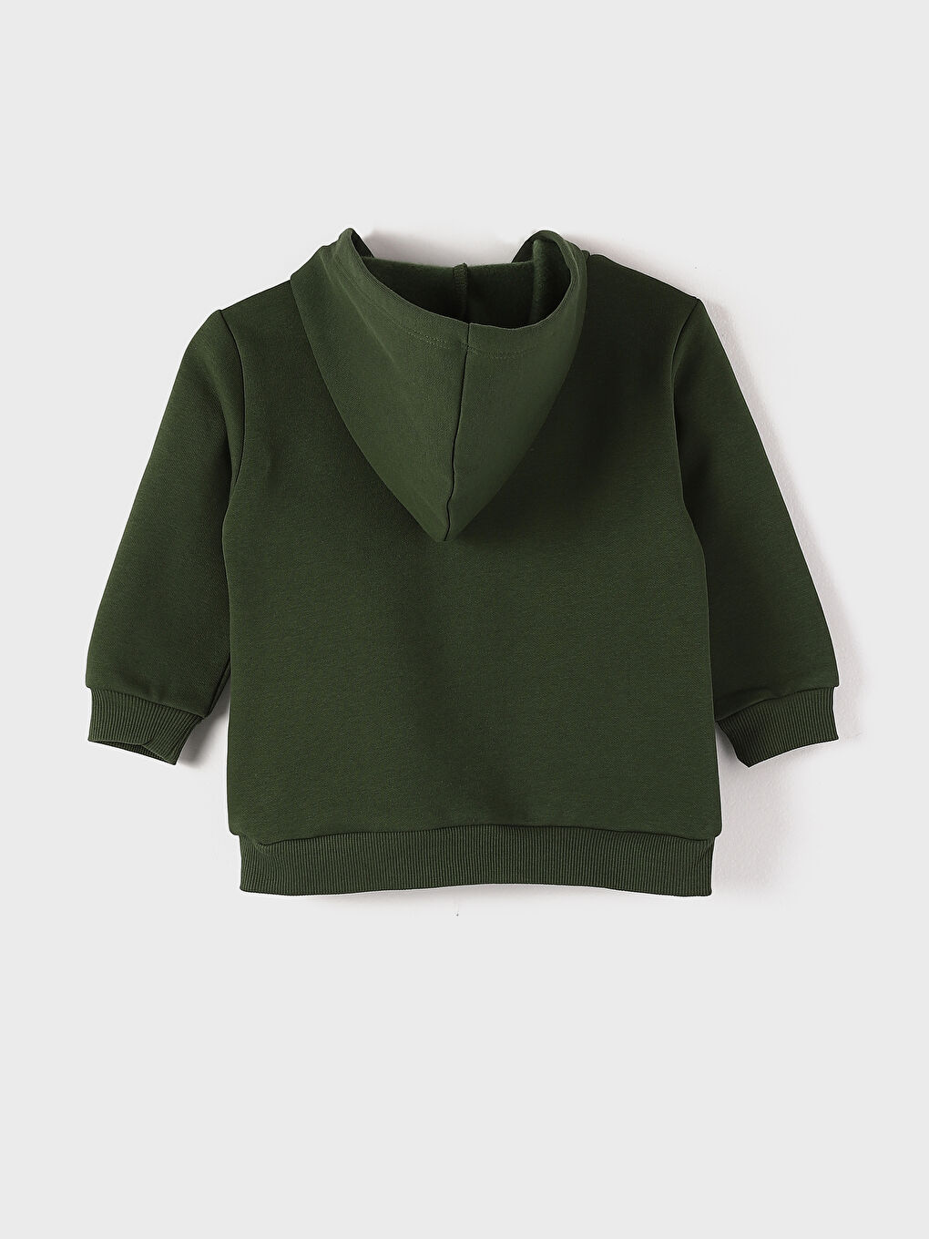 طقم 2 قطعة سويت شيرت بأكمام طويلة وبنطلون رياضي مطبوع بجستس ليج بكابوش للأولاد-3