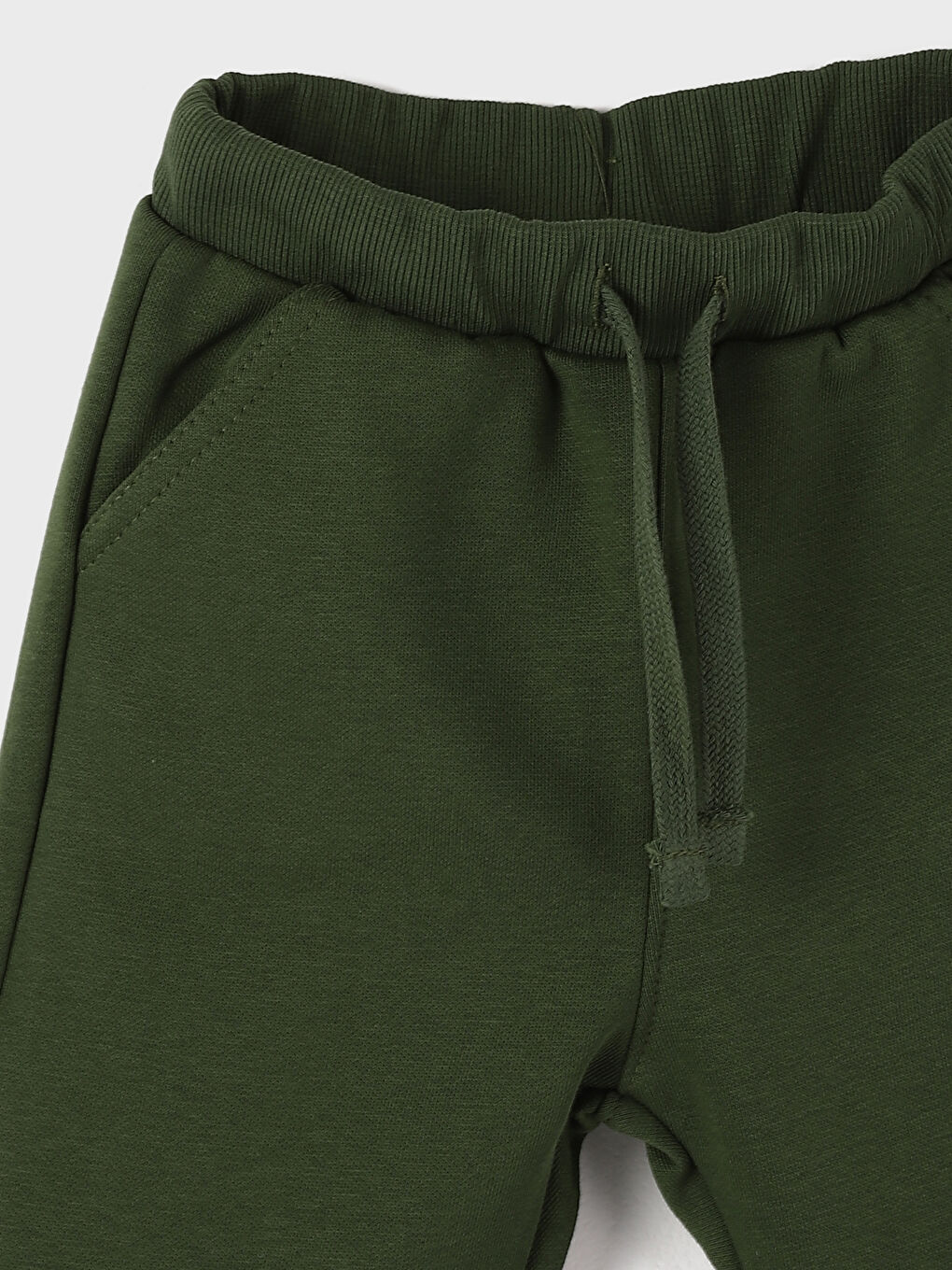 طقم 2 قطعة سويت شيرت بأكمام طويلة وبنطلون رياضي مطبوع بجستس ليج بكابوش للأولاد-6