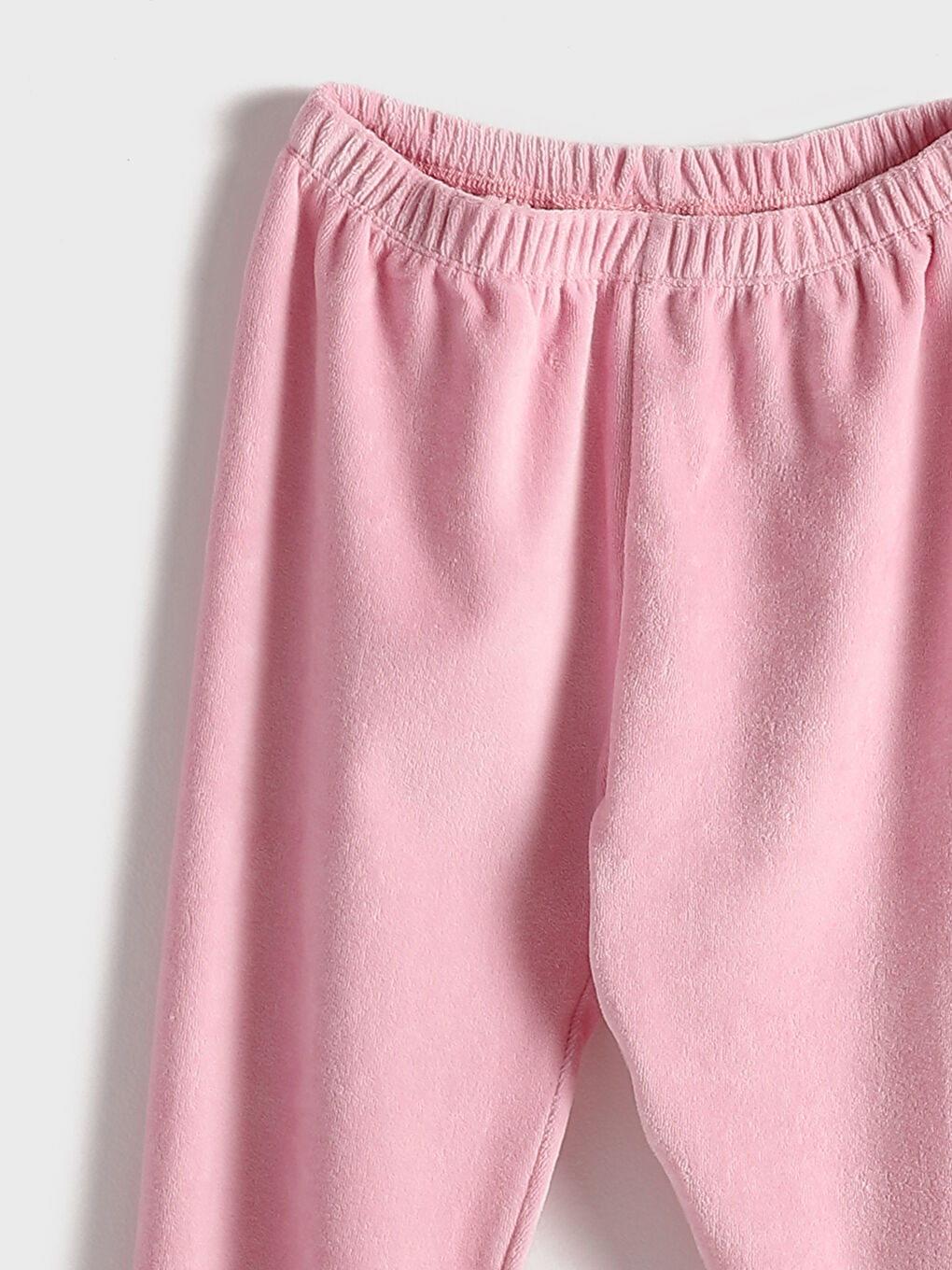 طقم بيجامة قطيفة بياقة دائرية للبنات-6