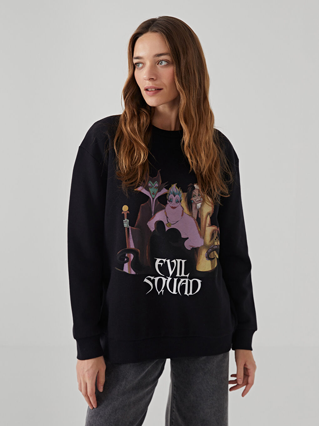 LCW Vision Crew Neck Evil Squad Printed Women's Sweatshirt -W4GH24Z8-CVL