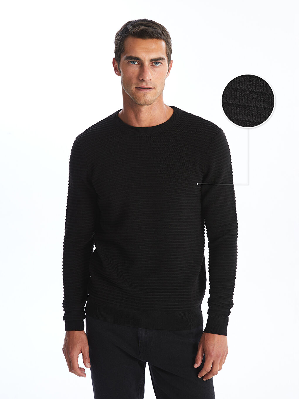 Светр чоловічий трикотажний з круглим вирізом та довгим рукавом