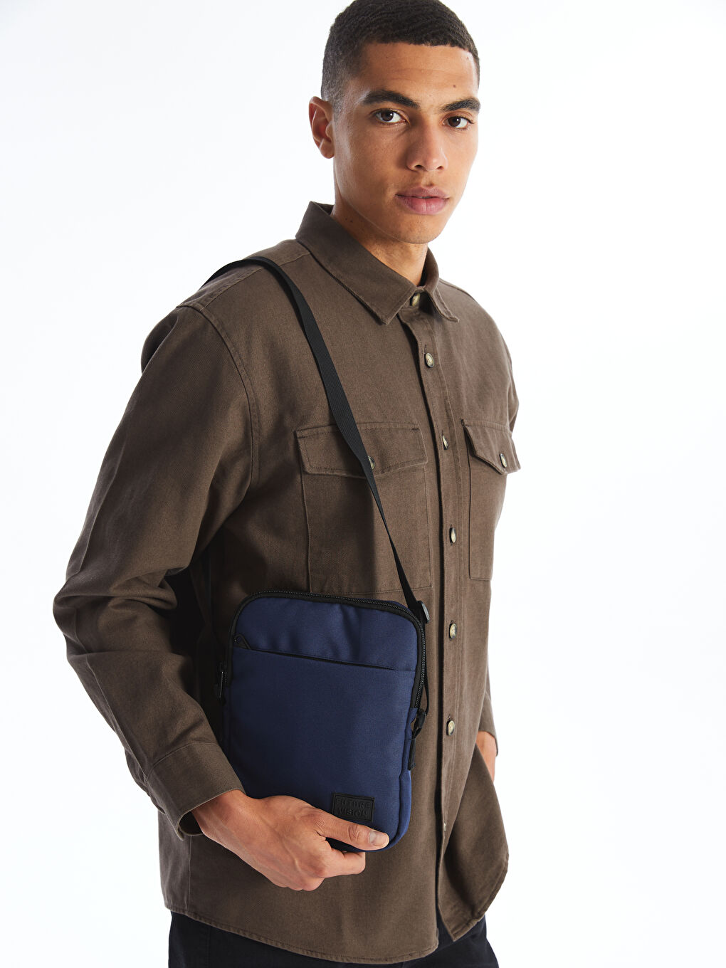Zippered Men's Shoulder Bag