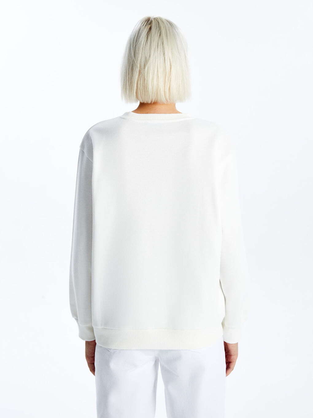 سويت شيرت سميك مطبوع برقبة دائرية للسيدات-3