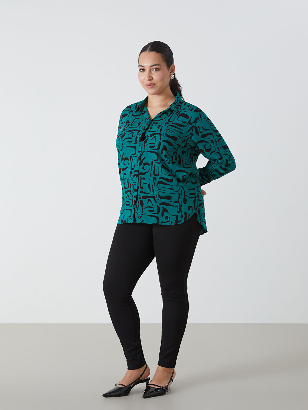 LCWAIKIKI Classic Patterned Women's Shirt -W4GL42Z8-LRR
