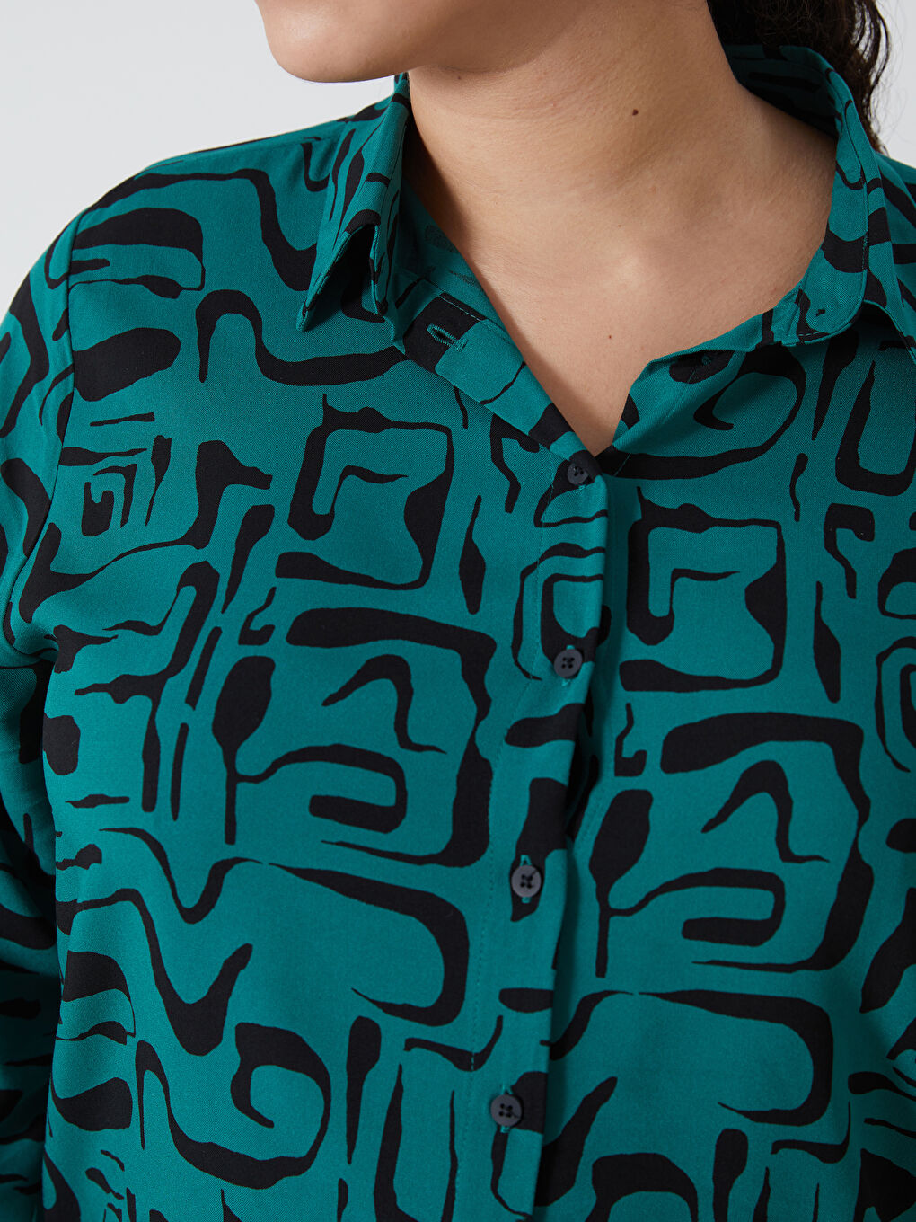 LCWAIKIKI Classic Patterned Women's Shirt -W4GL42Z8-LRR
