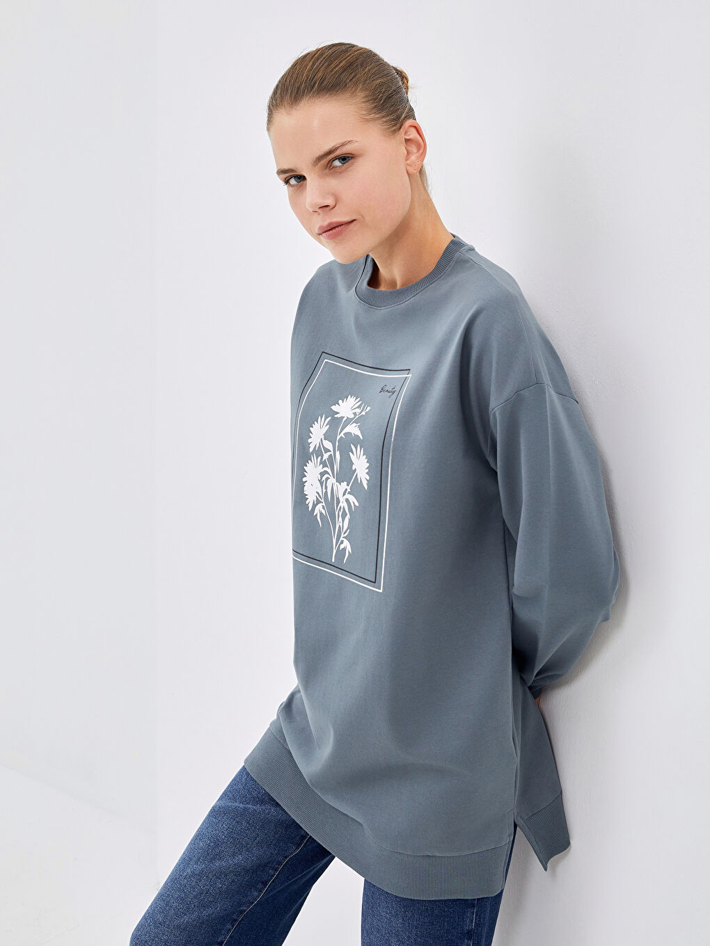 LCW Modest Gri Bisiklet Yaka Baskılı Kadın Sweatshirt Tunik