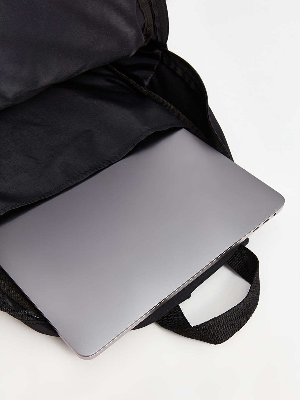 Laptop Bölmeli Kız Çocuk Okul Çantası-3