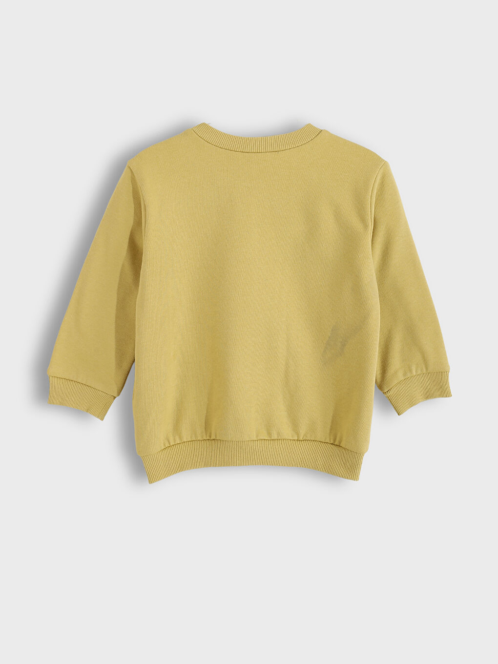 بلوزة رياضية برقبة دائرية للأولاد-1