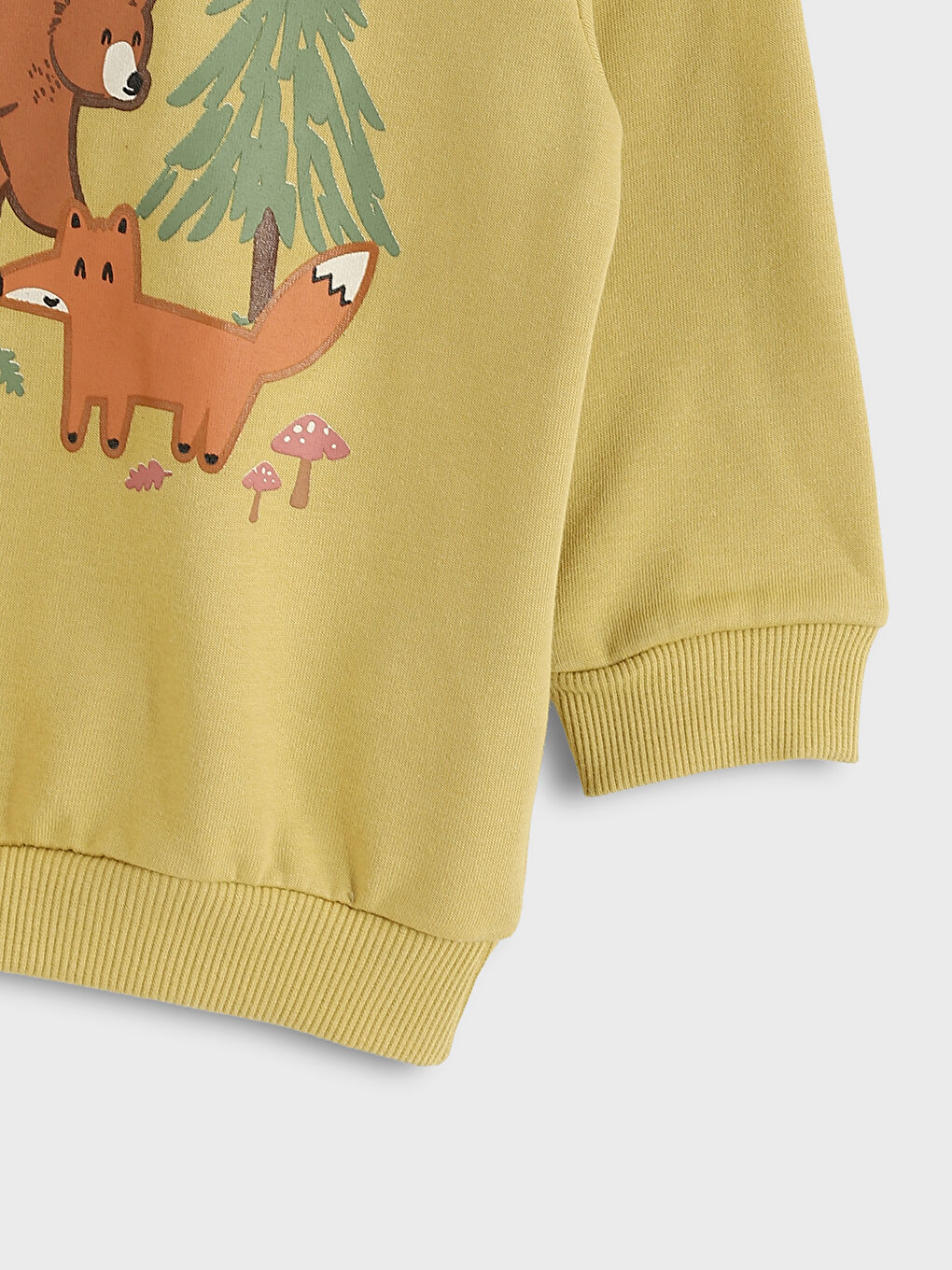 بلوزة رياضية برقبة دائرية للأولاد-2