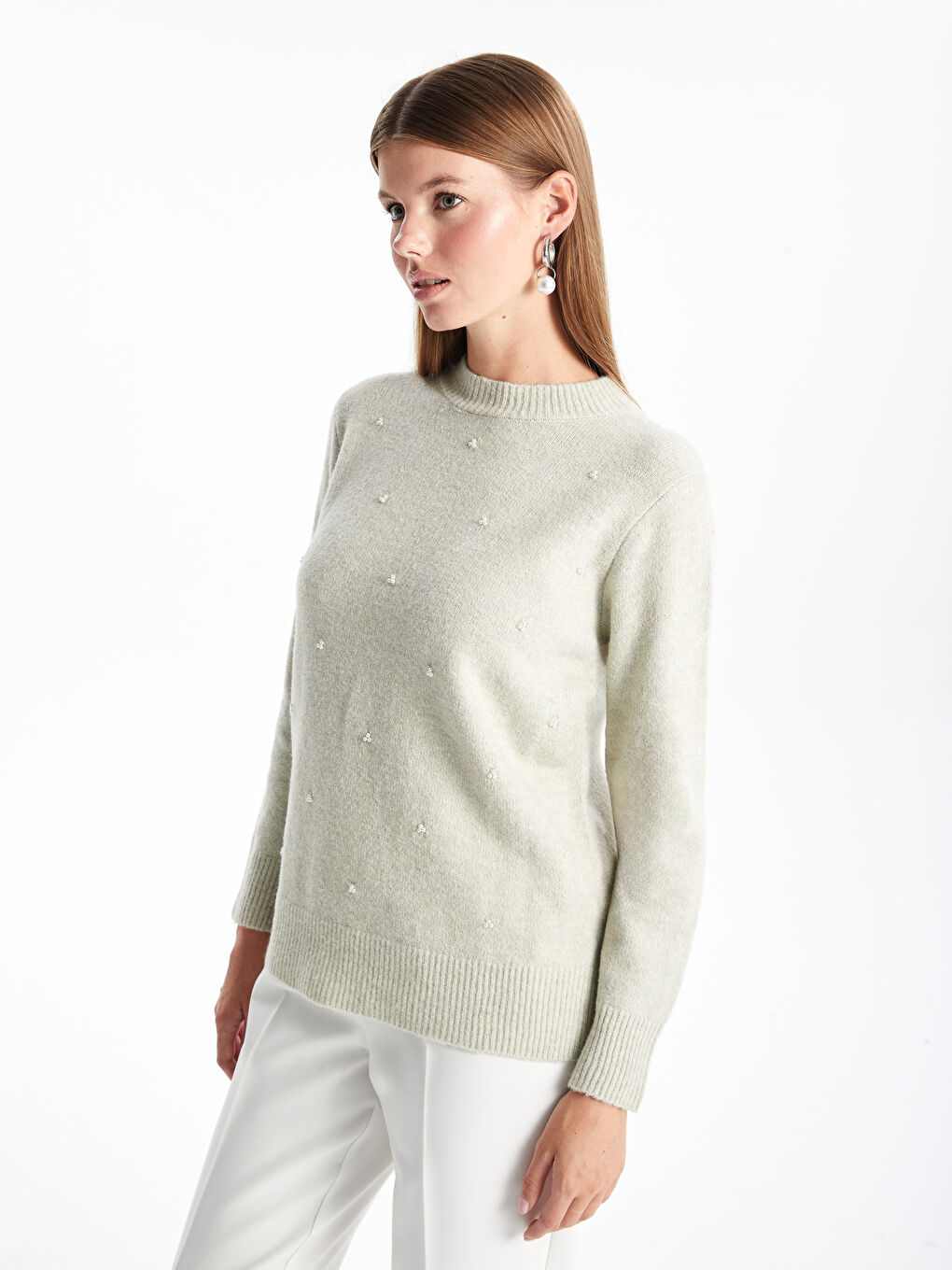 LCWAIKIKI Basic Crew Neck Rhinestone Embellished Women's Knitwear Sweater -W4GV32Z8-K0R