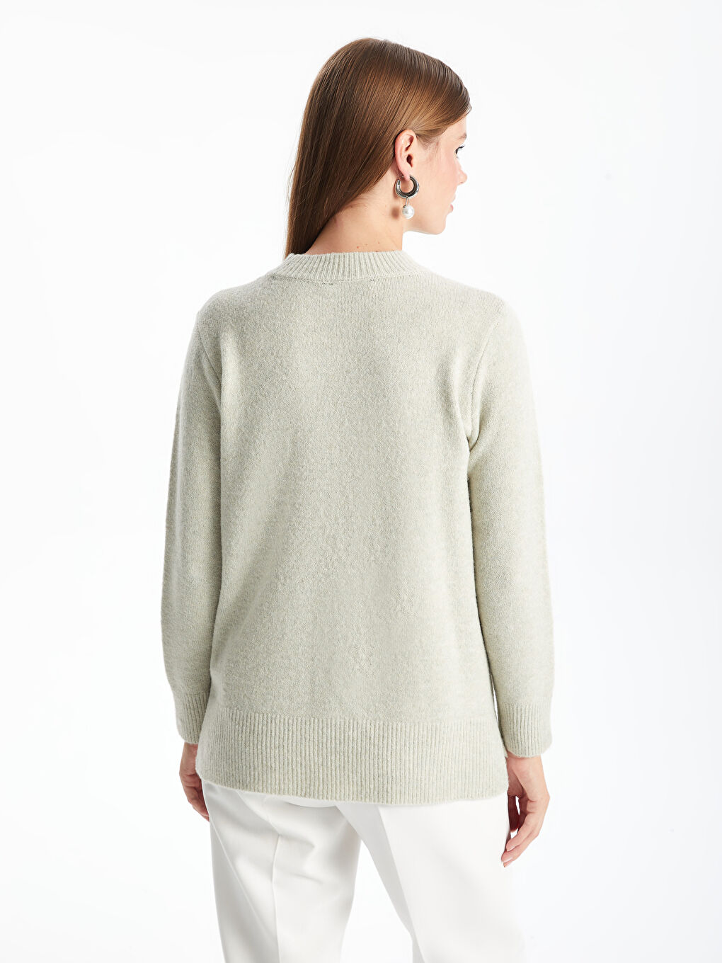 LCWAIKIKI Basic Crew Neck Rhinestone Embellished Women's Knitwear Sweater -W4GV32Z8-K0R