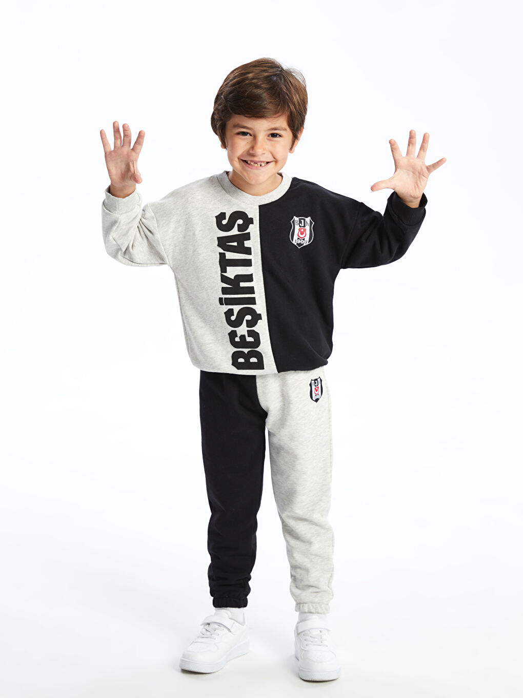 LCW Kids Gri Bisiklet Yaka Beşiktaş Baskılı Erkek Çocuk Sweatshirt ve Eşofman Alt 2'li Takım - 1