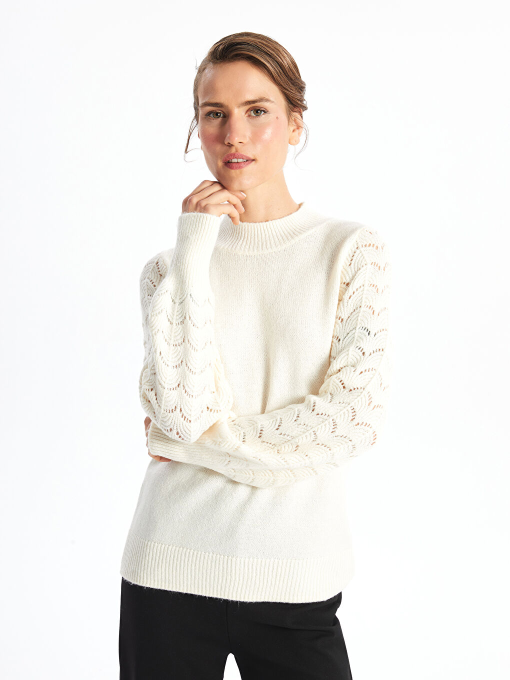 LCWAIKIKI Basic Funnel Neck Hole-Knitted Women's Knitwear Sweater -W4H001Z8-R9J