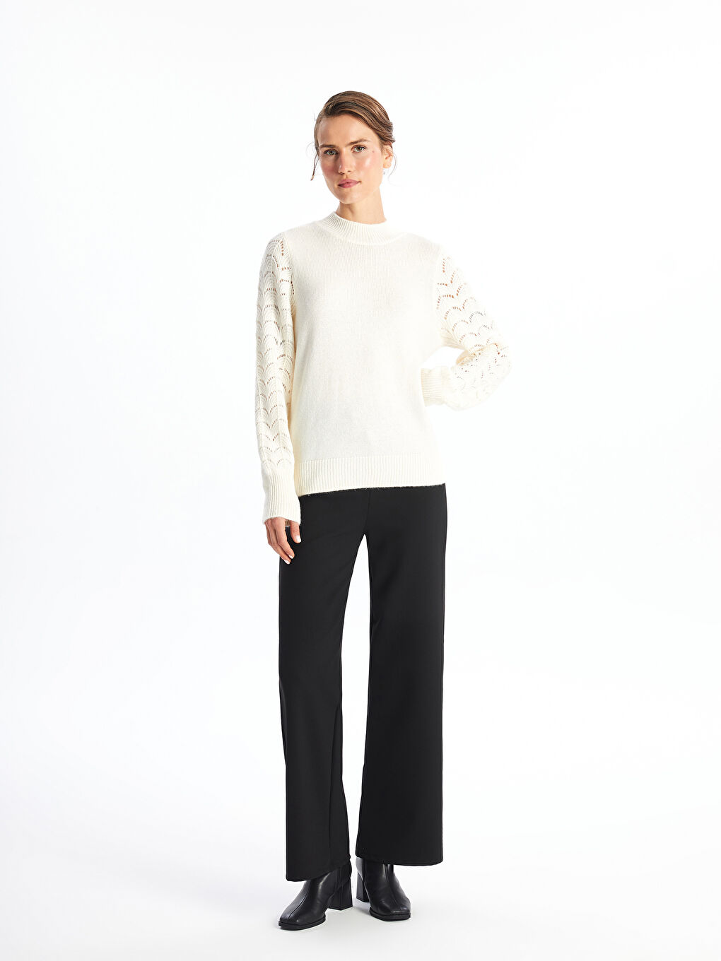 LCWAIKIKI Basic Funnel Neck Hole-Knitted Women's Knitwear Sweater -W4H001Z8-R9J