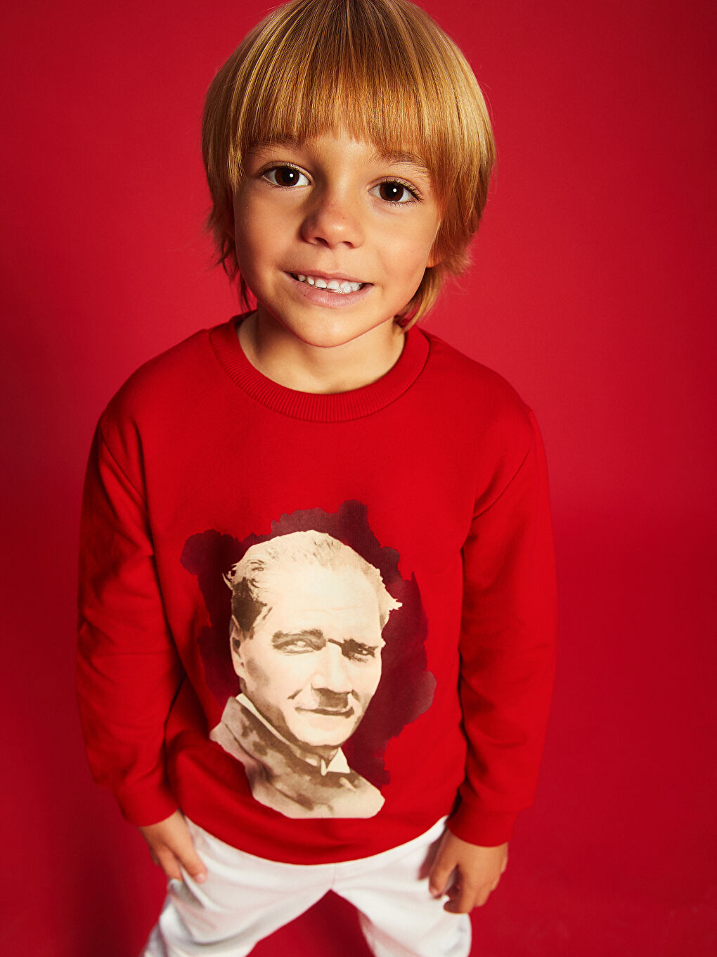 LCW Kids Kırmızı Bisiklet Yaka Atatürk Baskılı Erkek Bebek Sweatshirt