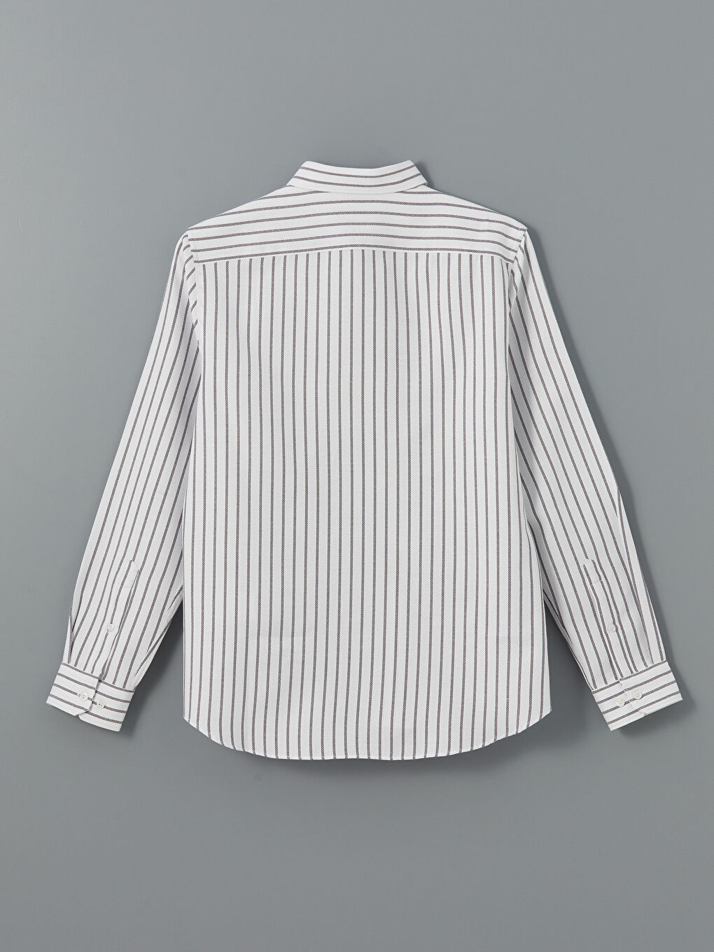 قميص رجالي مخطط بقصة ضيقة-5