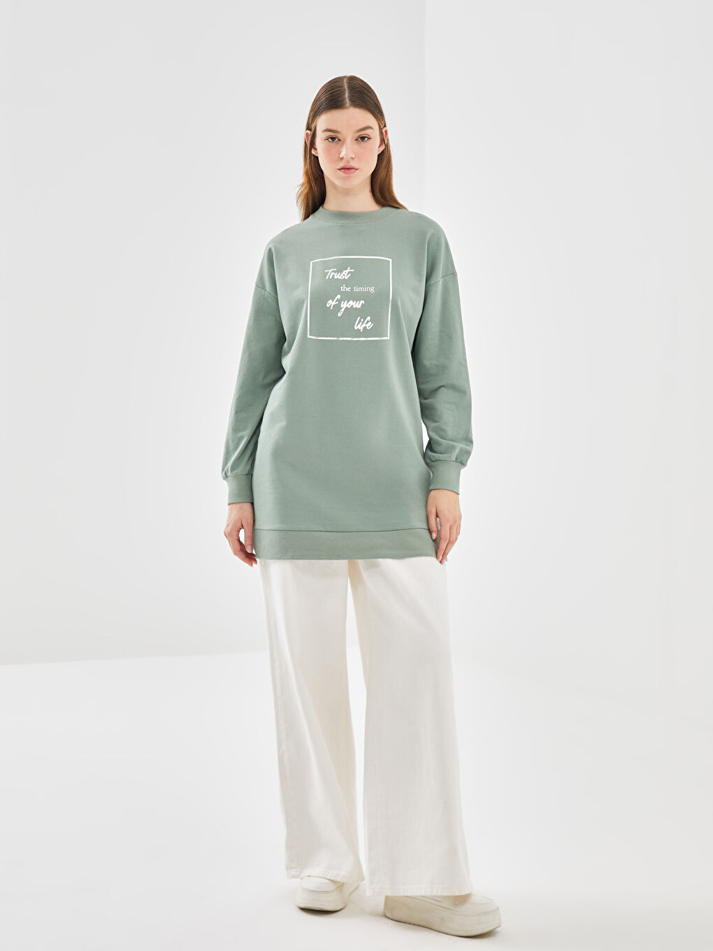 LCW Modest Mat Yeşil Bisiklet Yaka Baskılı Kadın Sweatshirt Tunik - 1