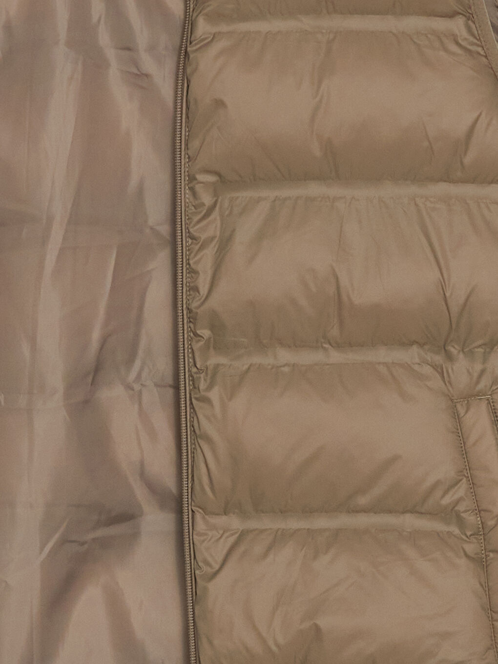 Standard Fit Funnel Neck Men's Puffer Gilet-6