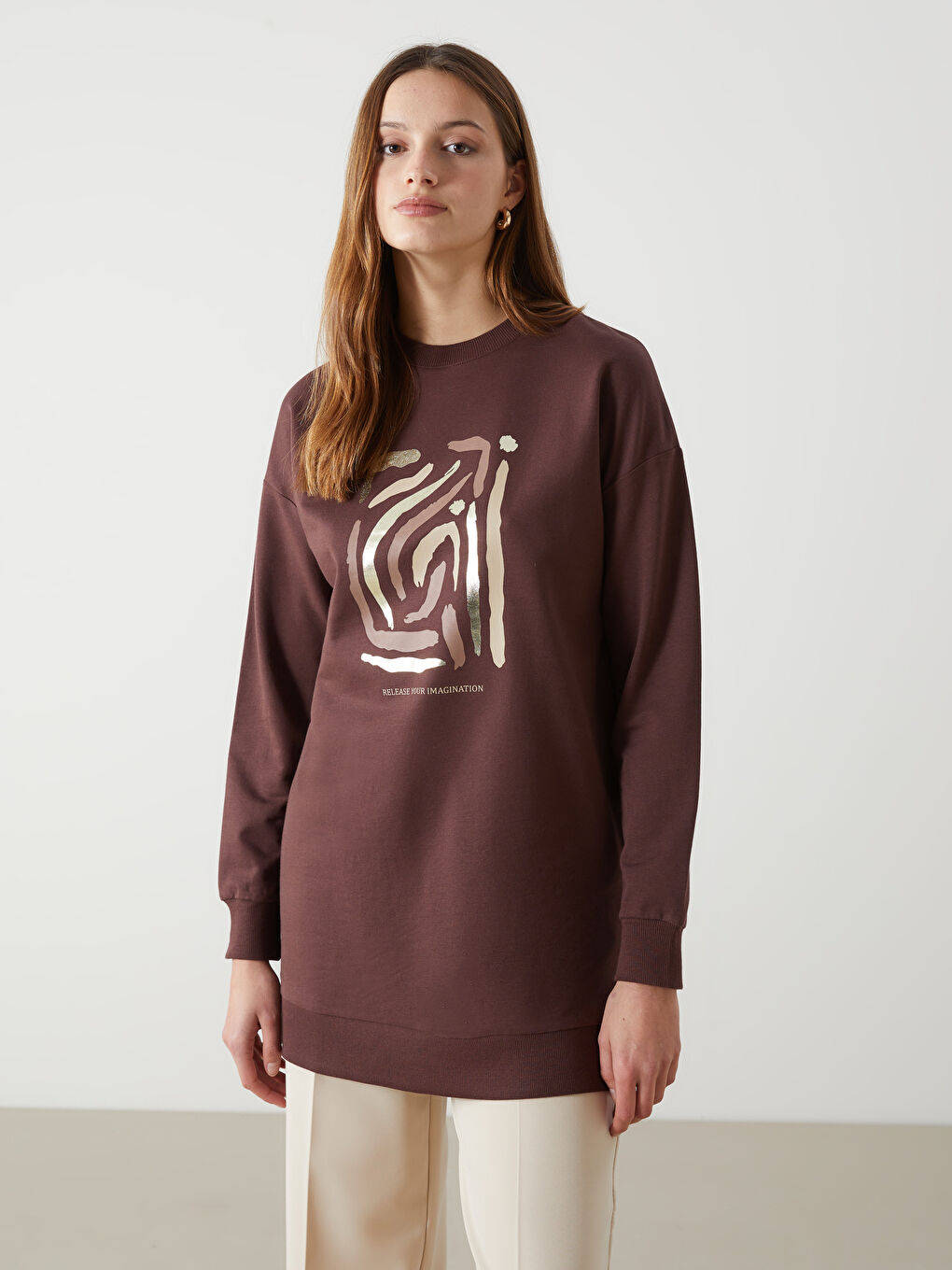 Kahverengi Bisiklet Yaka Baskılı Oversize Kadın Sweatshirt Tunik