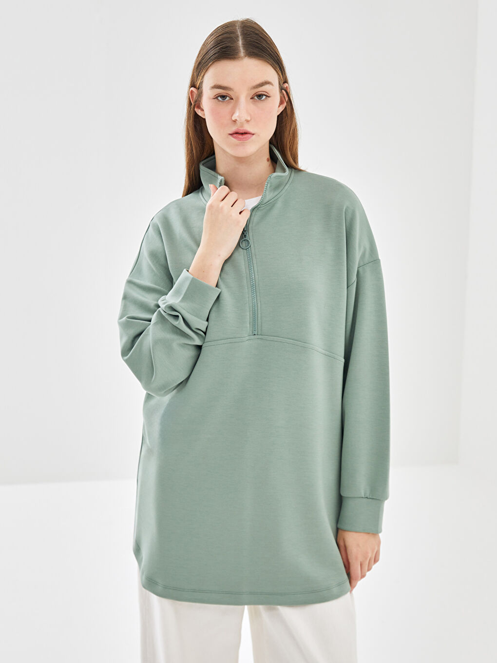 LCW Modest Yeşil Dik Yaka Kadın Sweatshirt Tunik