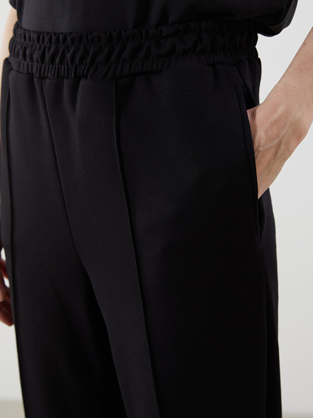 Siyah Beli Lastikli Kadın Eşofman Altı-2