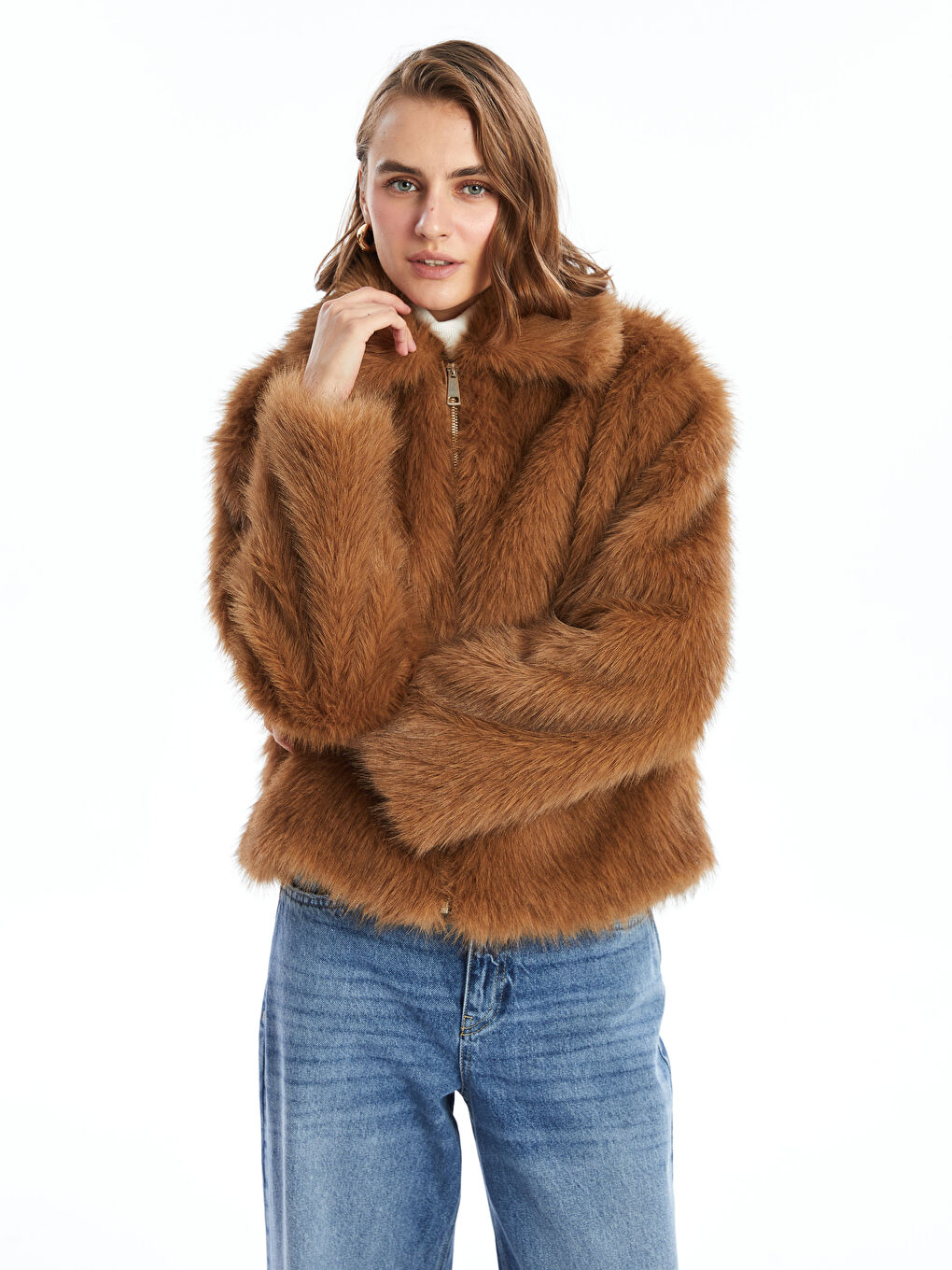 Krzneni Ženski Kaput sa Kragnom-2