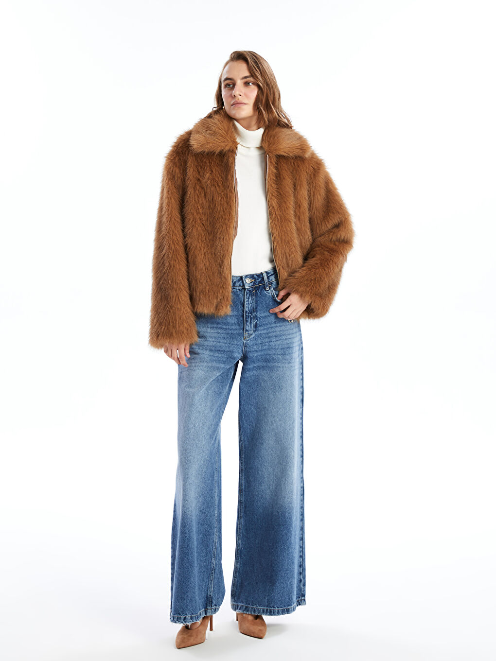 Krzneni Ženski Kaput sa Kragnom-3