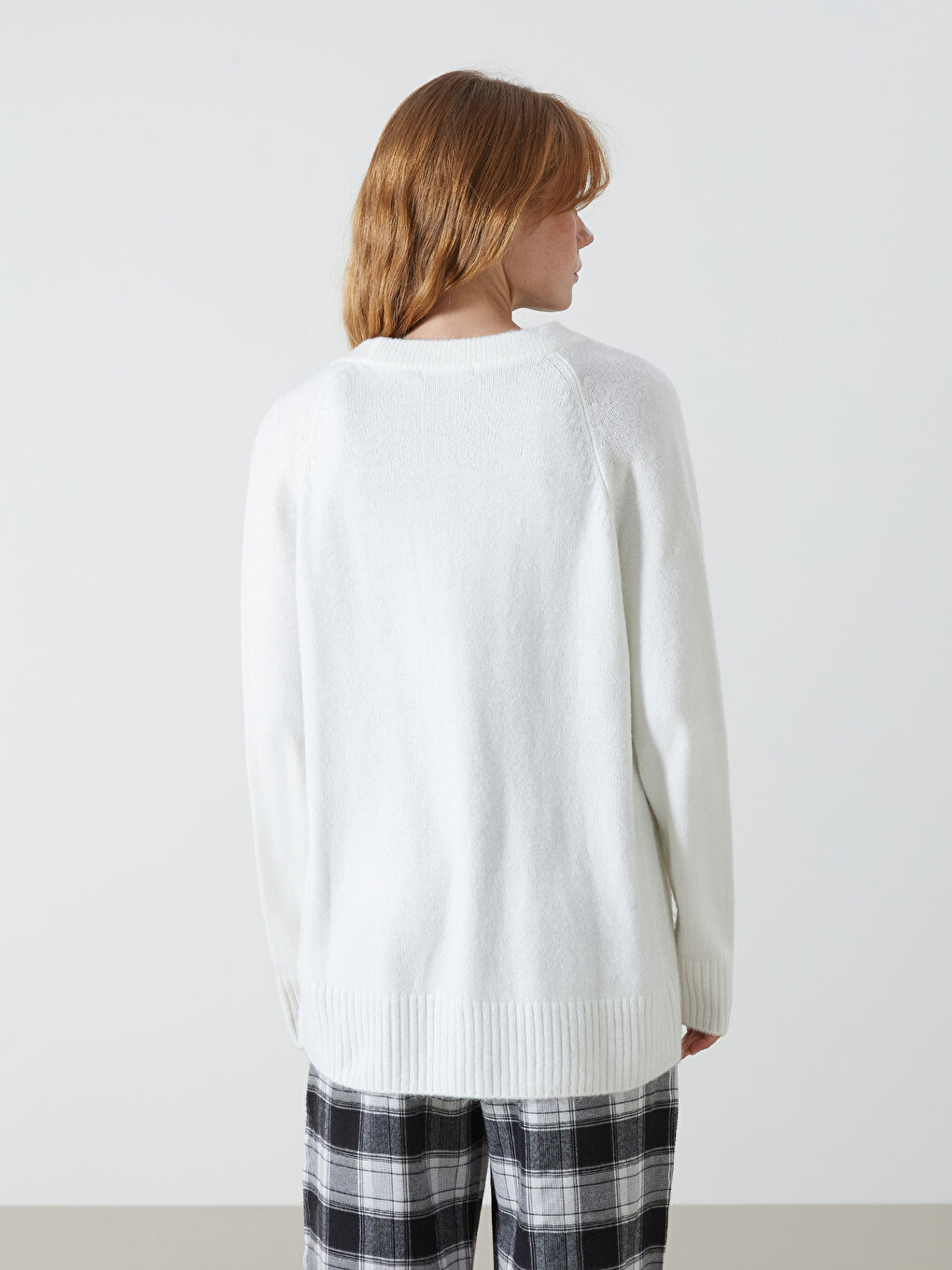 V Neck Women's Knitwear Cardigan -W4H980Z8-EEW