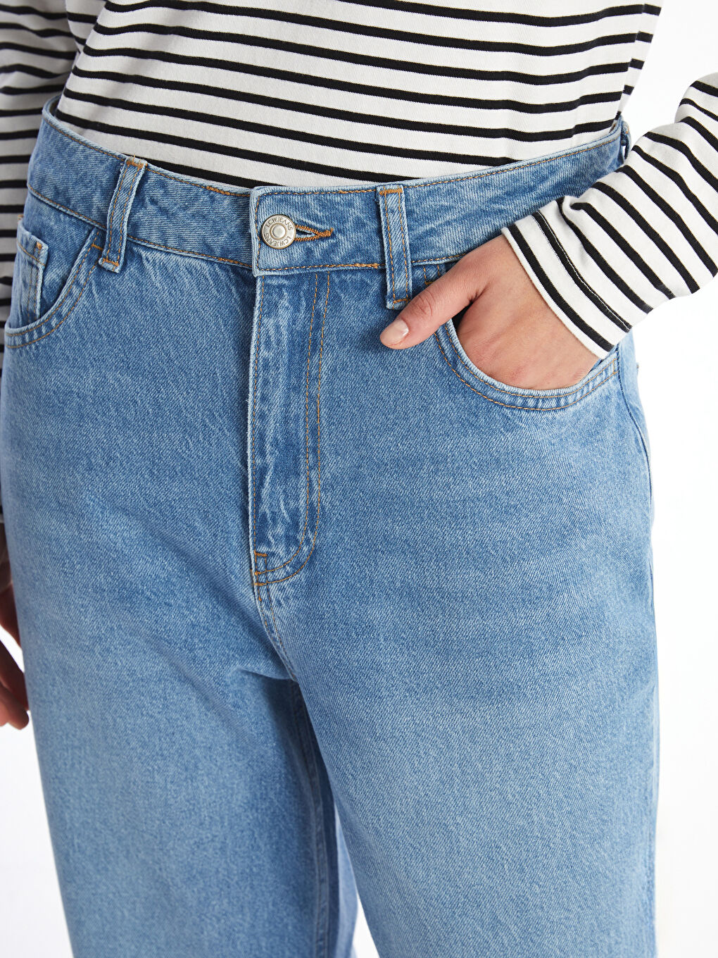 LCW Modest Asid Yıkamalı Straight Fit Kadın Jean Pantolon - 2