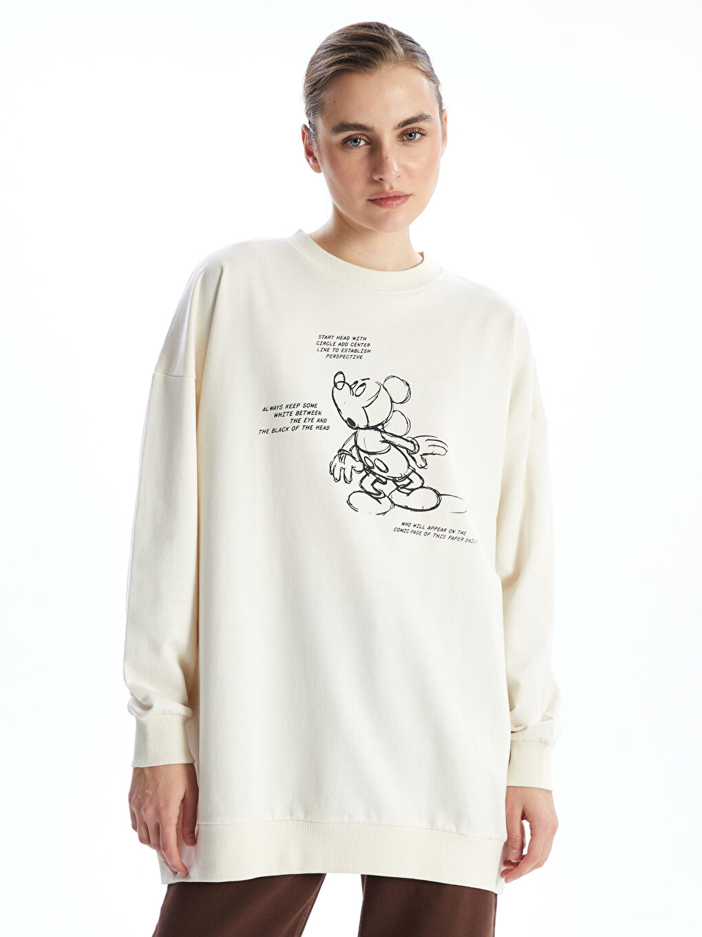Crew Neck Mickey Mouse Printed Oversize Women's Sweatshirt Tunic