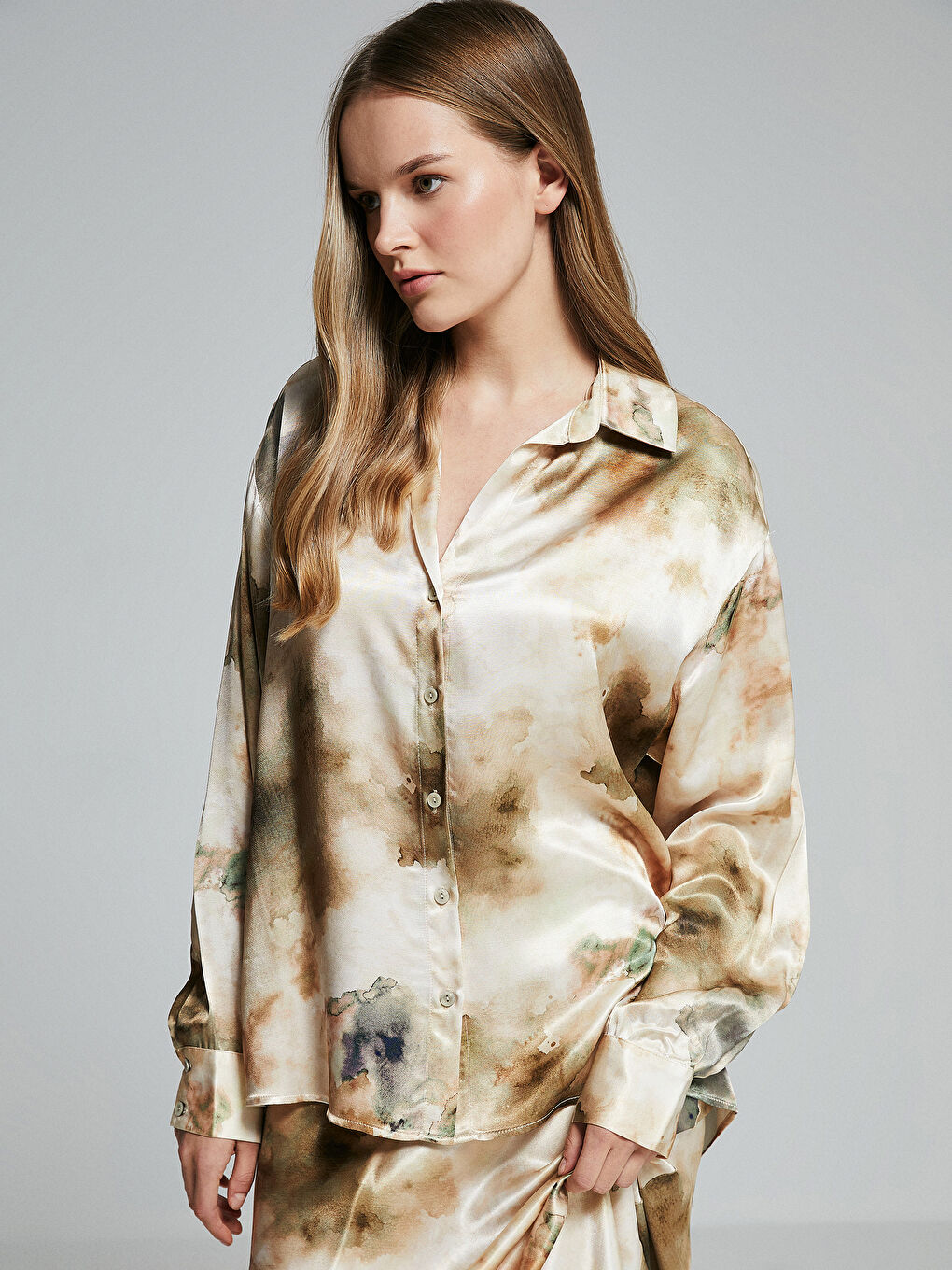 LCW Vision Tie-dye Patterned Oversize Satin Women's Shirt -W4HC19Z8-LRA