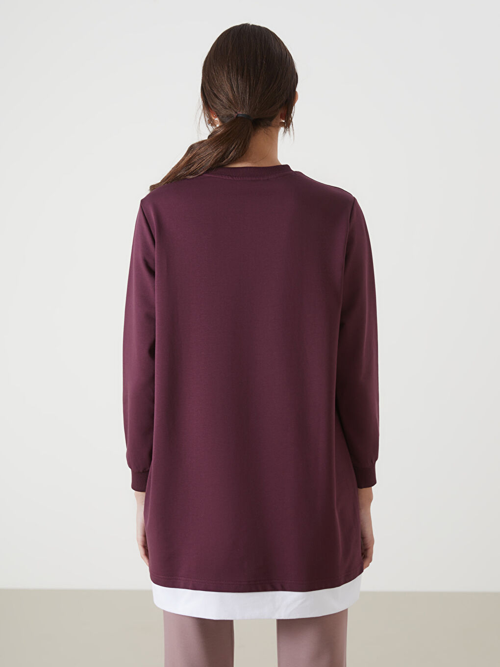 تونيك سويتشيرت مطبوع بياقة دائرية للسيدات-4