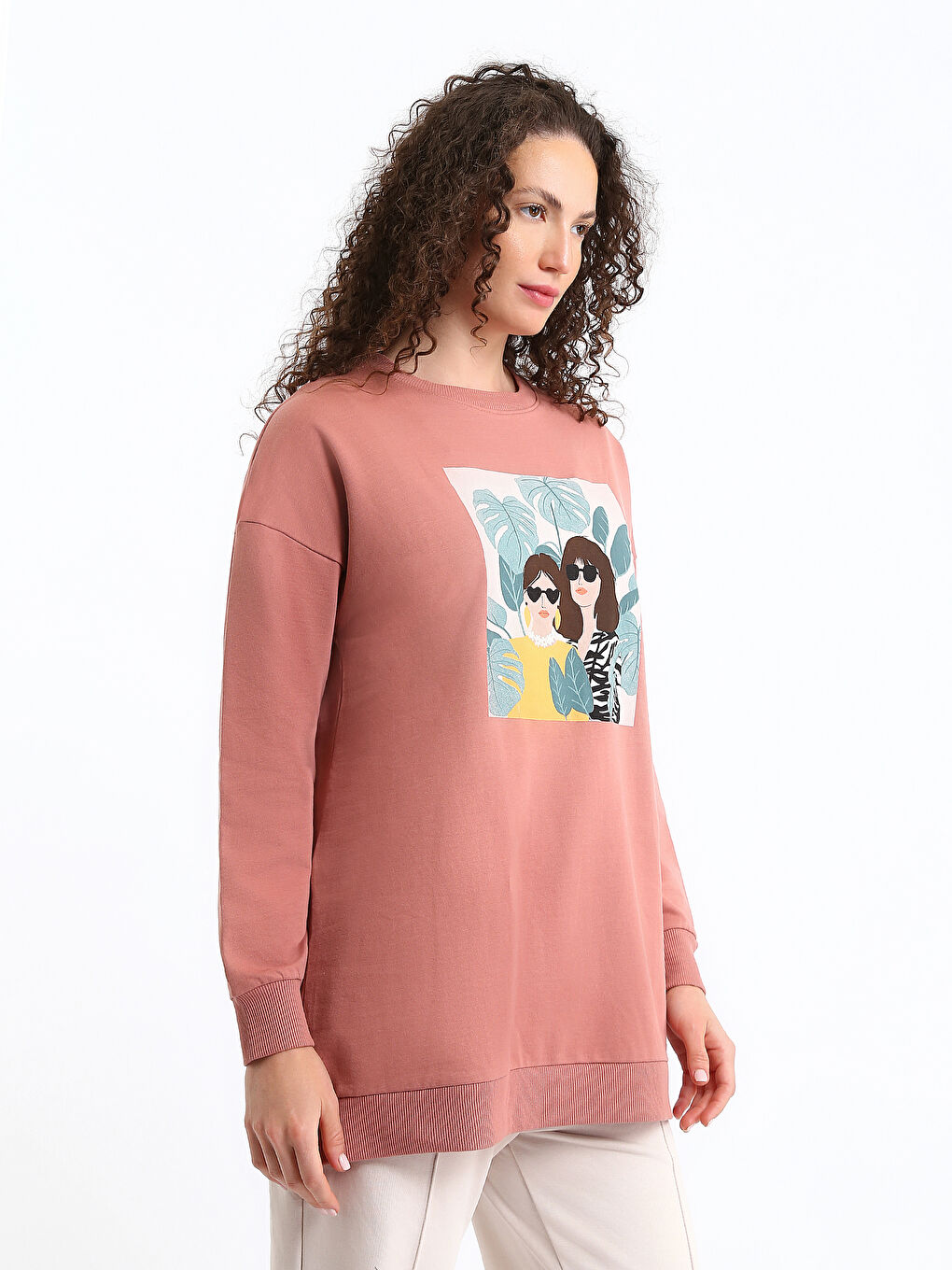 تونيك كنزة رياضية مطبوعة برقبة دائرية للسيدات-3