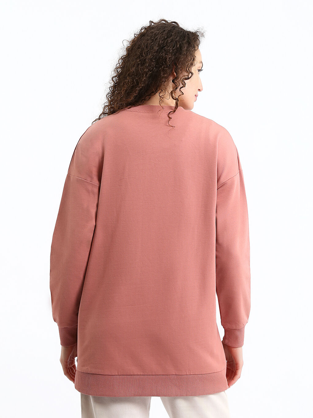 تونيك كنزة رياضية مطبوعة برقبة دائرية للسيدات-4