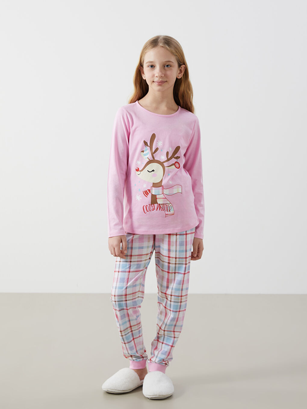 LCW Kids Crew Neck Christmas Themed Girls' Pyjama Set -W4HD13Z4-QY8